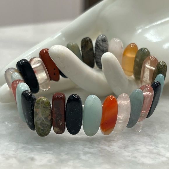 Jewelry - Multigemstone Stretch Bracelet